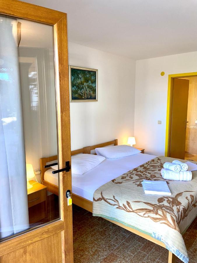 Ferienwohnung Rubin Jelsa Jelsa  Exterior foto