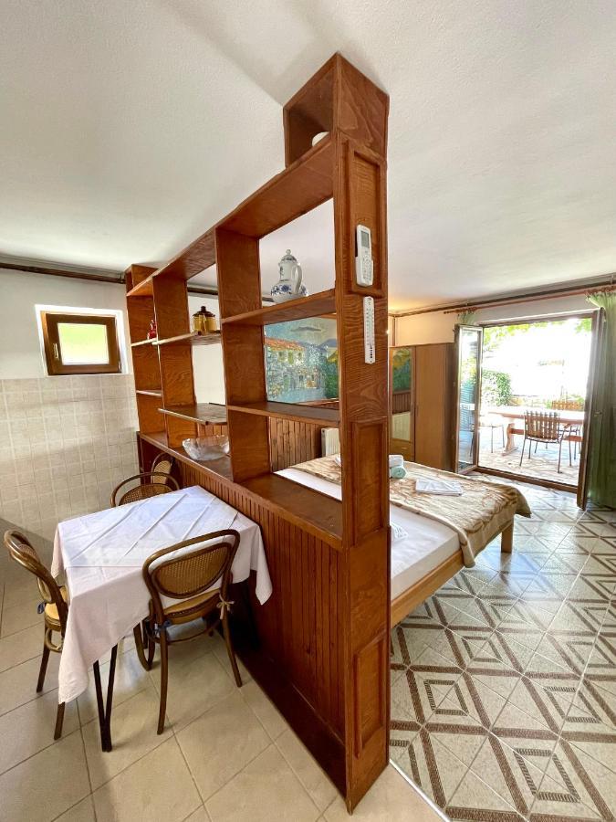 Ferienwohnung Rubin Jelsa Jelsa  Exterior foto