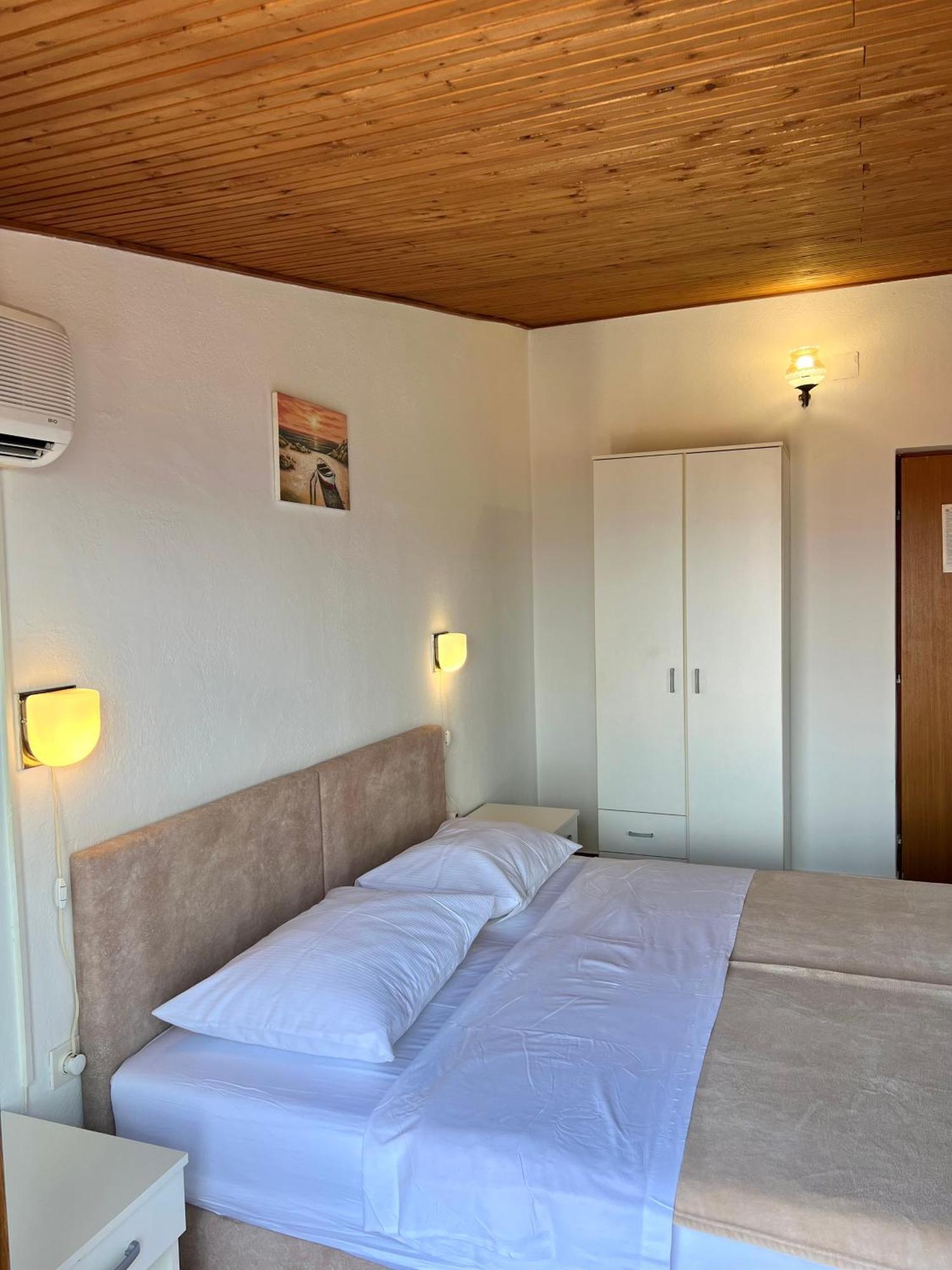 Ferienwohnung Rubin Jelsa Jelsa  Exterior foto