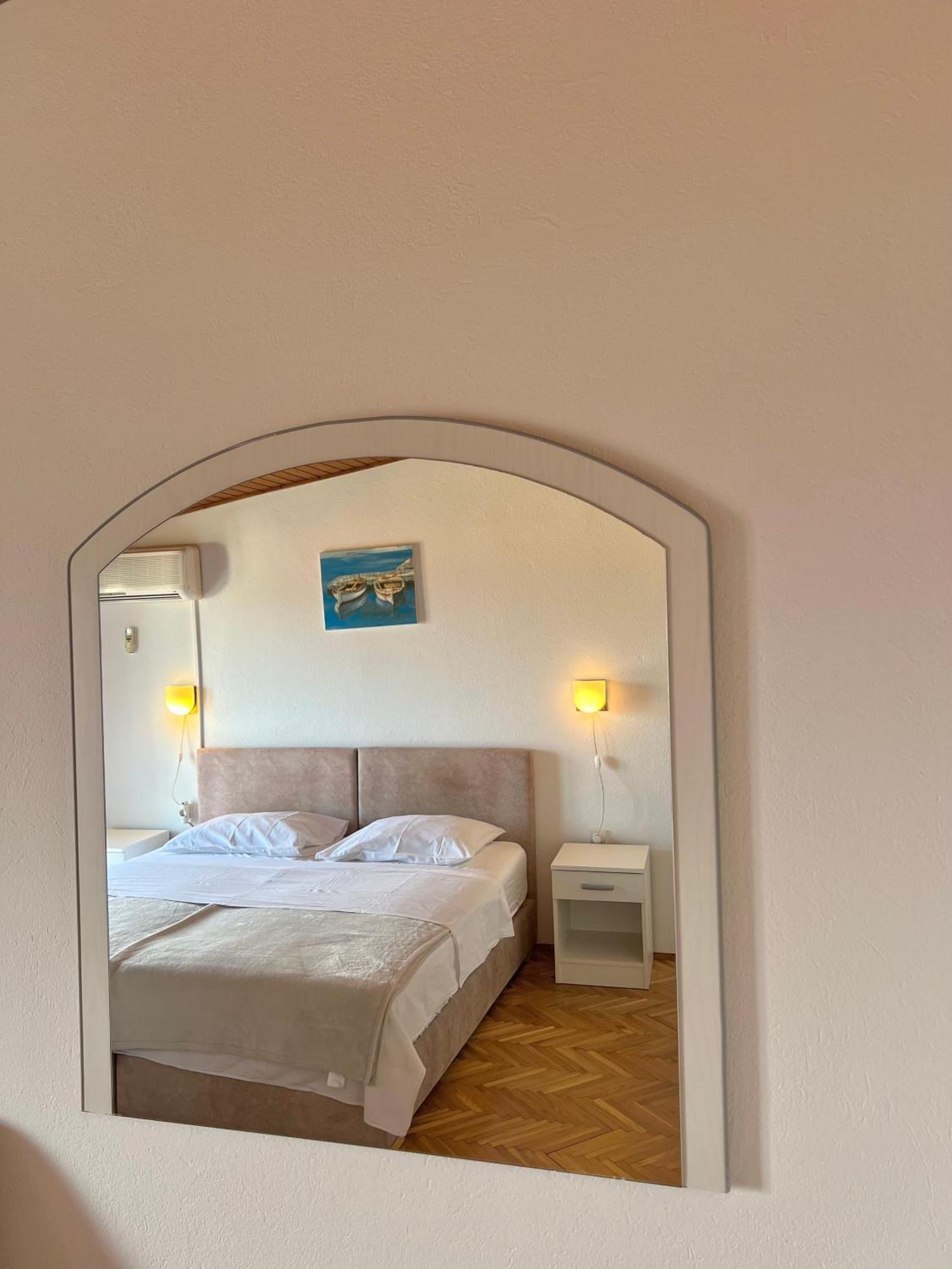 Ferienwohnung Rubin Jelsa Jelsa  Exterior foto